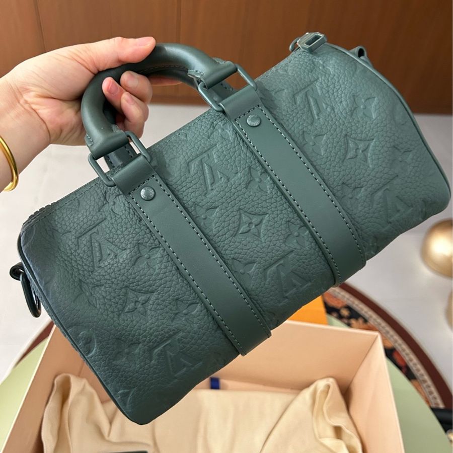 99新 Louis Vuitton 路易威登 kp25  全皮壓印 幾乎全新-5