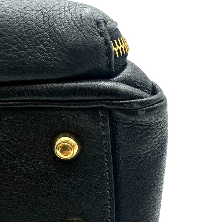 【美收精品】Tod's 黑色皮革多口袋手提包 C-729【隔月月中將轉賣至日本 上架期限30天】-6
