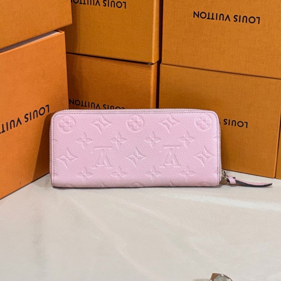 ✨近新閒置 LV 路易威登 Louis Vuitton 粉牛皮壓紋老花拉鏈8卡(二合一)窄版長夾-1