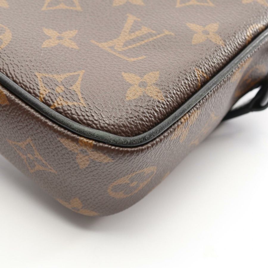 路易威登 Christopher 穿戴式皮夾單肩包 M69404 Monogram macassar-7