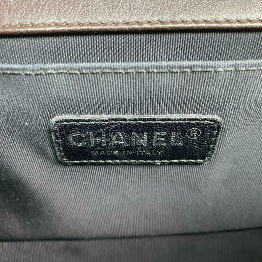 △ CHANEL 香奈兒 Brown Calfskin Boy Ruthenium-Finish Metal No.19 Shoulder Bag 啡色小牛皮鍍釕金屬No.19肩背包-267013474-16