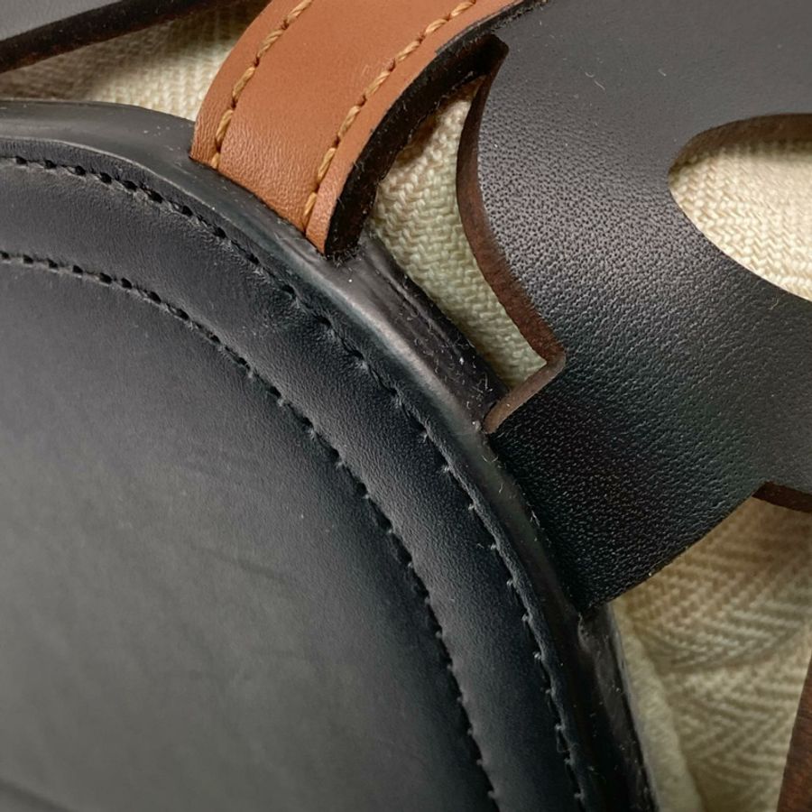 △ LOEWE 羅意威 Black And Brown Calfskin Anagram Cut Out Tote Bag 黑色和啡色小牛皮托特袋-267014480-9