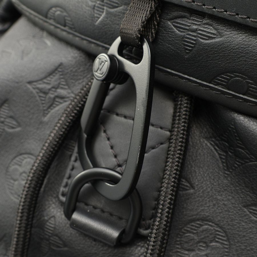 黑色 壓紋牛皮 Discovery 後背包【LOUIS VUITTON LV 路易威登】 M43680-8