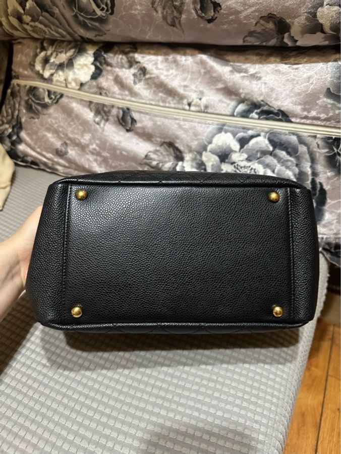 Chanel 黑金荔枝牛皮小號托特包ppt 尺寸約25cm-5