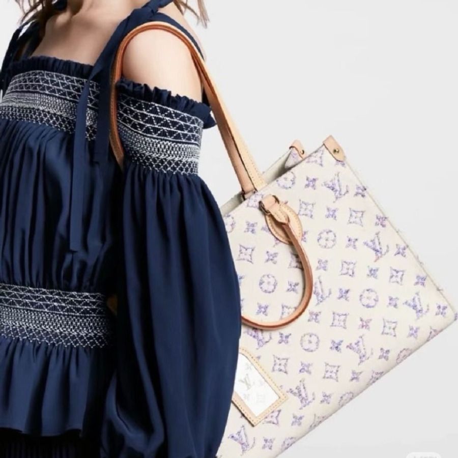 LV onthego中號限定航海系列 芯片款 帆布 34*26*15 95新 配件皮牌 塵袋-0
