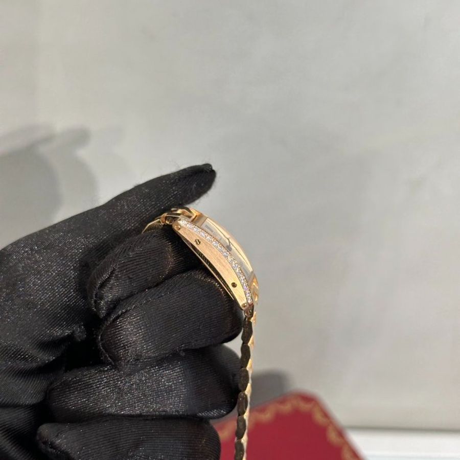 Cartier Tank Americaine 18K玫瑰金鑽石腕錶 - Mini-9