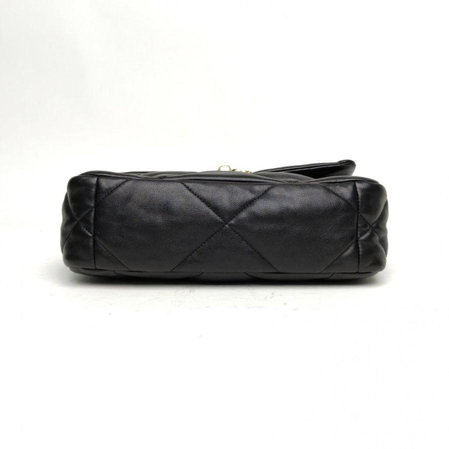 CHANEL 19BAG口蓋包小號黑色羊皮31開金銀扣肩背包-4