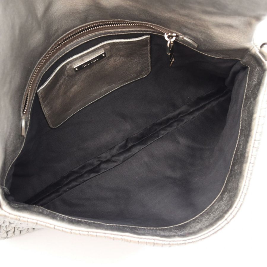 Miu Miu NAPPA CRYSTAL Matelasse Chain Shoulder Bag 皮革銀色二手女士包-2