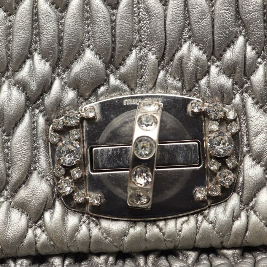 Miu Miu NAPPA CRYSTAL Matelasse Chain Shoulder Bag 皮革銀色二手女士包-5