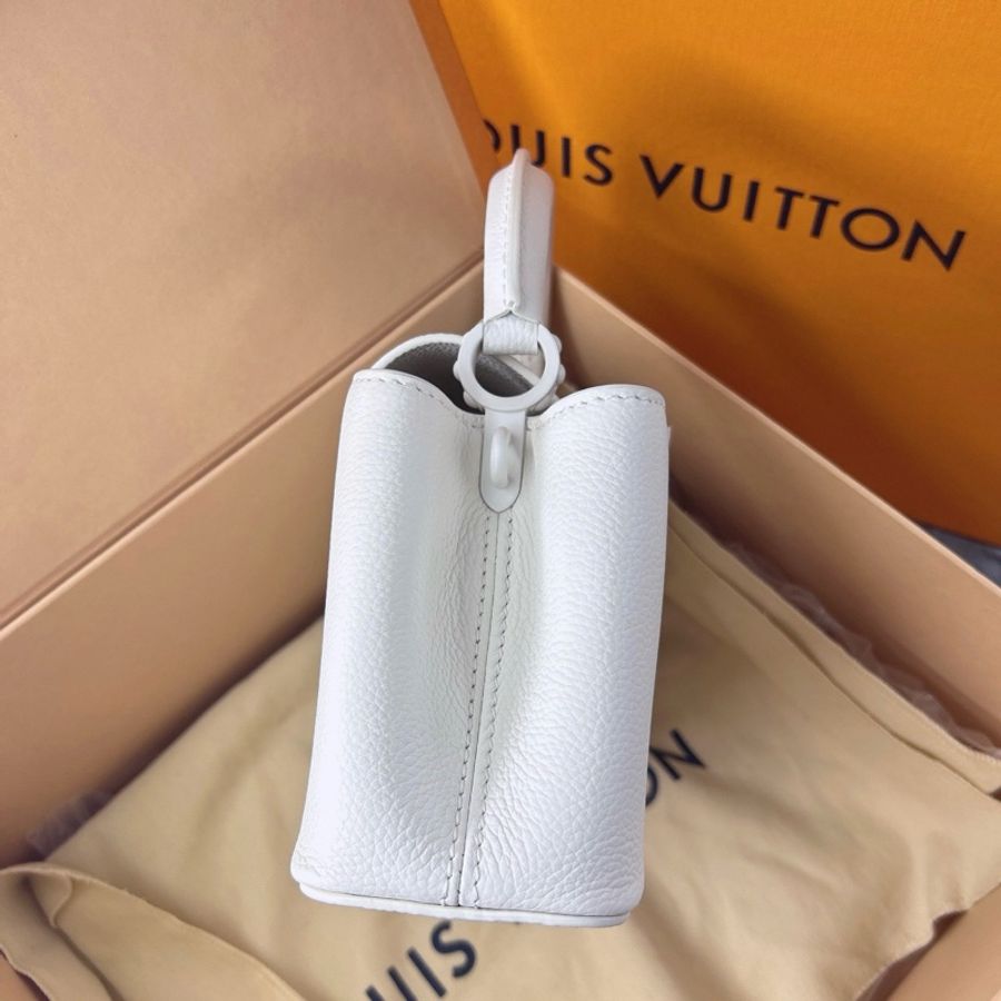 路易威登 LV Capucines mini 磨砂白 橫版手提包斜背包 白色-4