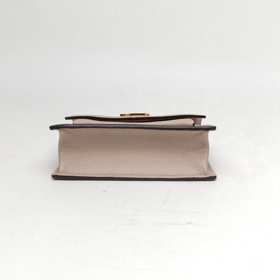 LOUIS VUITTON 奶茶色牛皮金扣mylockmenano小斜挎包肩背包-4
