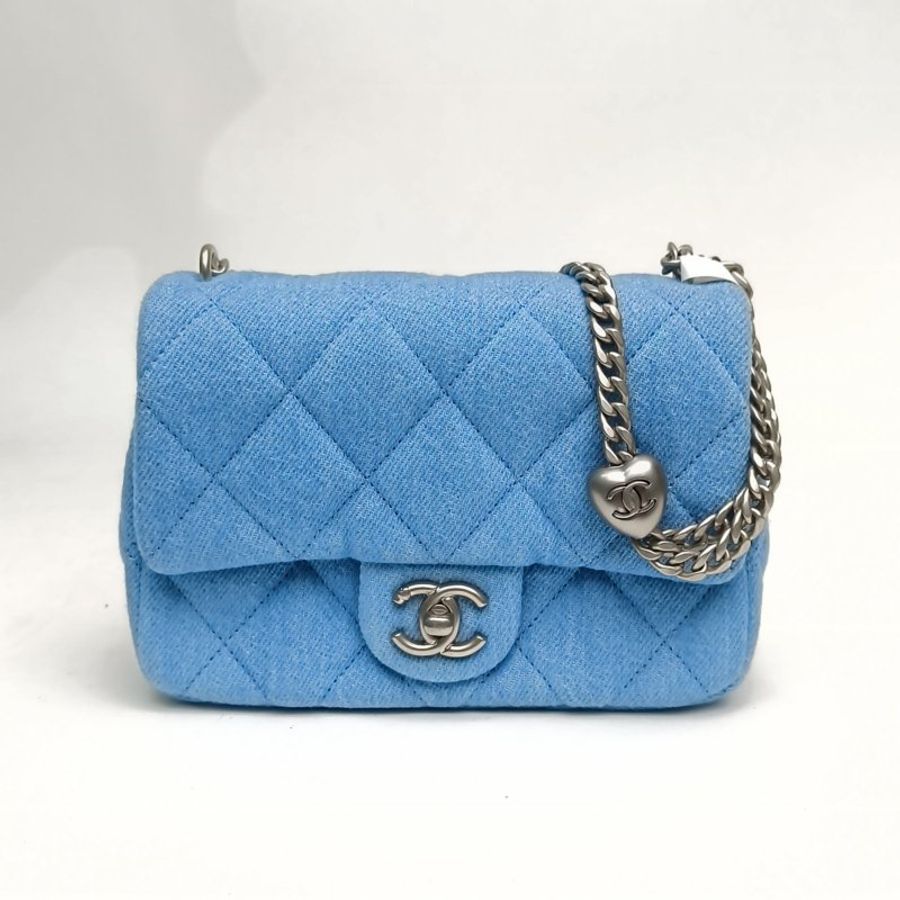 CHANEL 牛仔藍晶片銀扣愛心金球肩帶25CCF口蓋包肩背包-0
