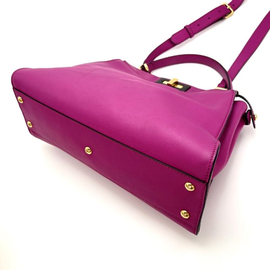 FENDI 玫紅色金扣peekaboo手提斜背包34*23.5*12 9新 配件塵袋-6