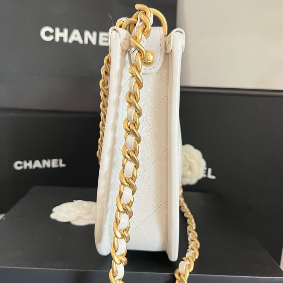 香奈兒Chanel 24S 白色小牛皮嬉皮流浪包 芯片款Hobo月牙包單肩包斜挎包 金扣-5