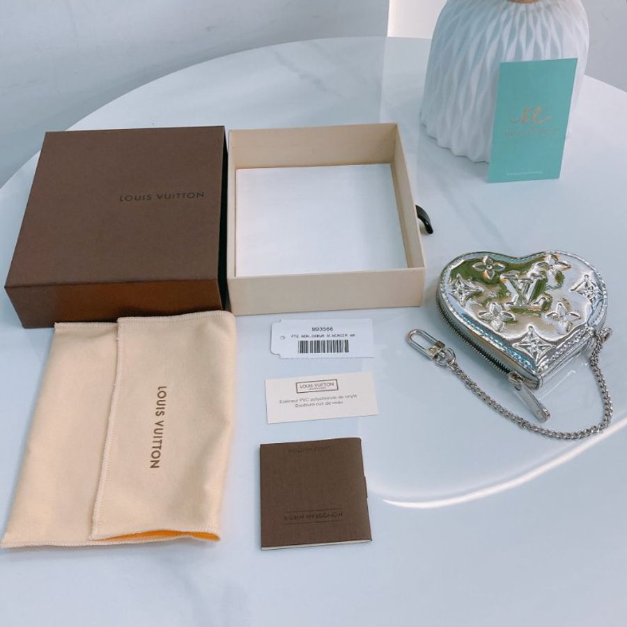 MS0786 Louis Vuitton 路易威登 心型 心心 鏡面牛皮 小錢包 小掛包 銀色 銀扣 Heart Coin Purse Mirror Silver x PHW-13