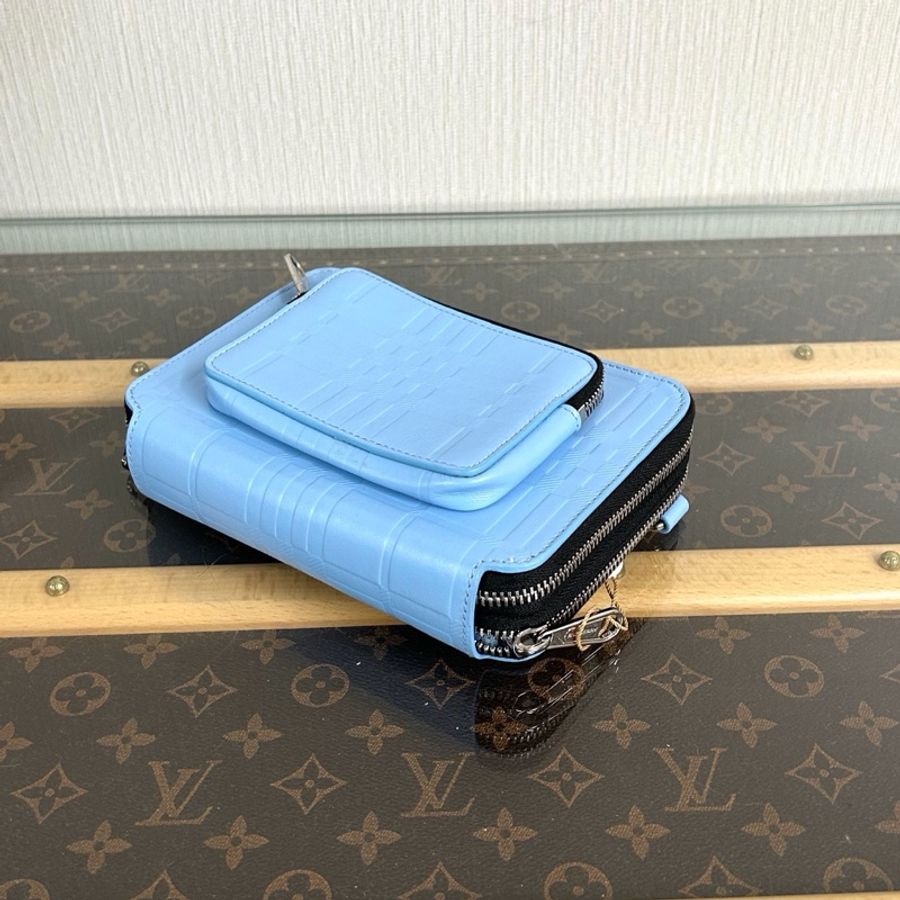 【威選精品】 ✨ BURBERRY 藍色牛皮格紋肩背斜背包 ✨-2