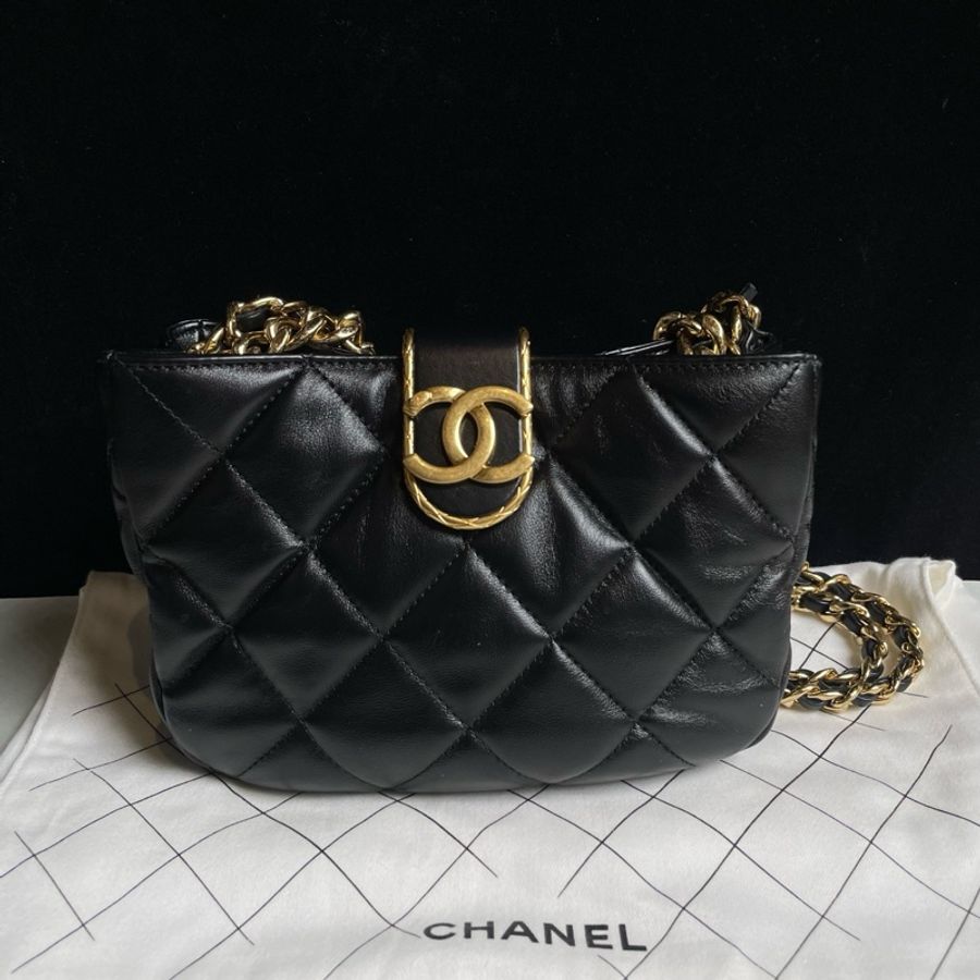 Chanel/香奈兒 22B黑金羊皮流浪hobo斜挎包單肩包芯片款-1