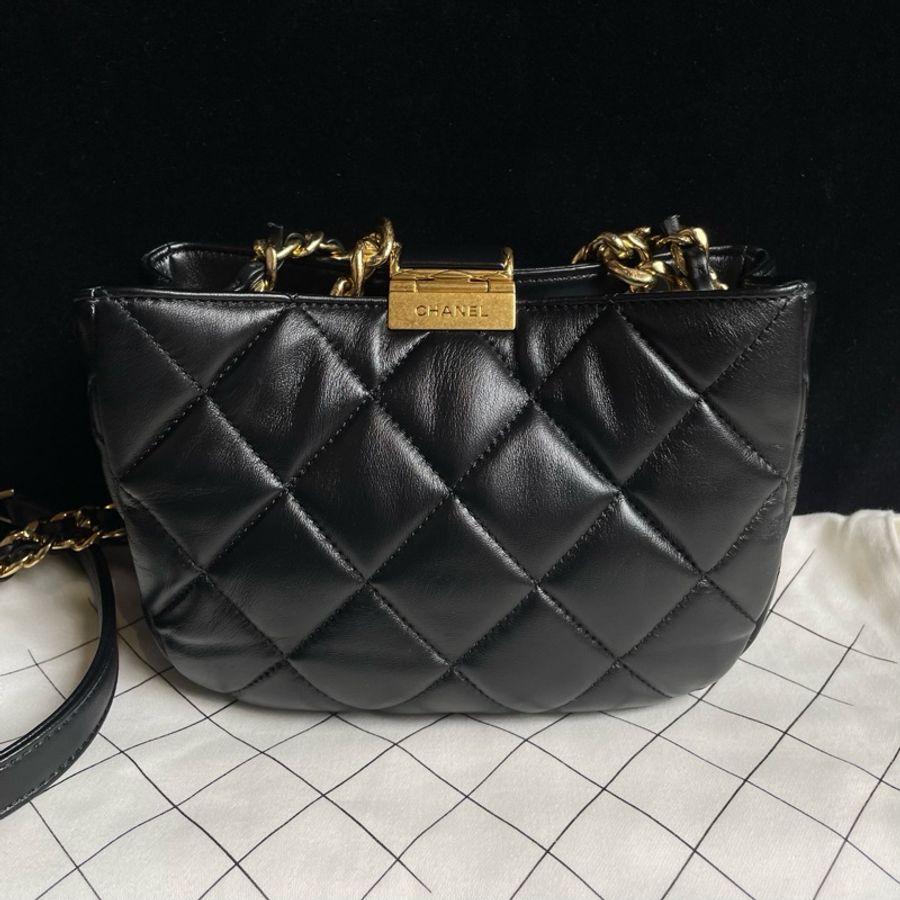 Chanel/香奈兒 22B黑金羊皮流浪hobo斜挎包單肩包芯片款-2