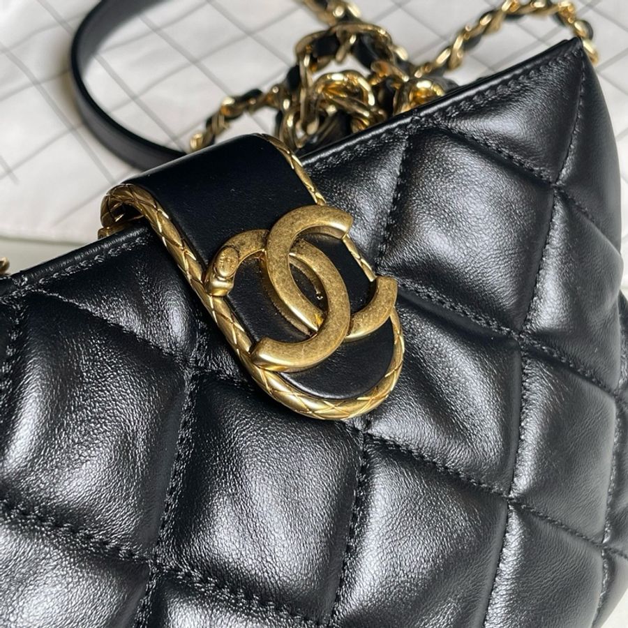 Chanel/香奈兒 22B黑金羊皮流浪hobo斜挎包單肩包芯片款-7
