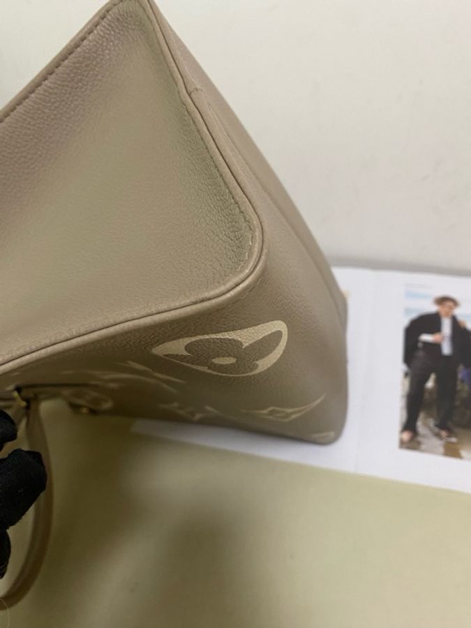 Louis Vuitton 路易威登Onthego中號托特包,大象灰色🈚附件-12