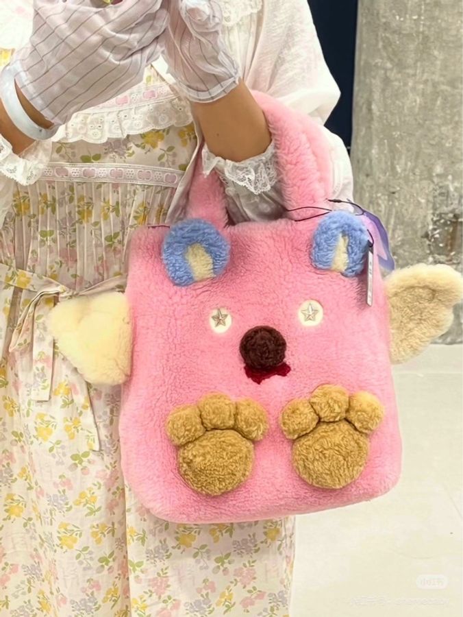 【威選精品】 ✨ GUCCI 粉色羊羔毛飛熊手提兒童包 ✨-1