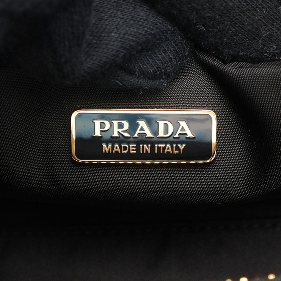黑色 Re-Nylon 尼龍 Explore 中號 肩背包【PRADA 普拉達】 1BD394-4