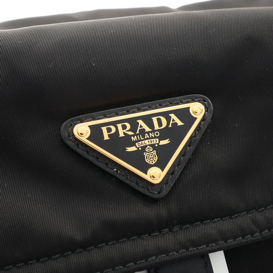 黑色 Re-Nylon 尼龍 Explore 中號 肩背包【PRADA 普拉達】 1BD394-7