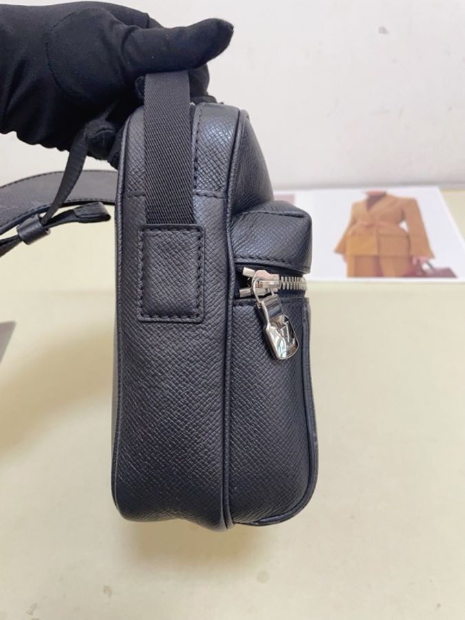 Louis Vuitton 路易威登outdoor 黑色老花 男士郵差包 尺寸26*18-3