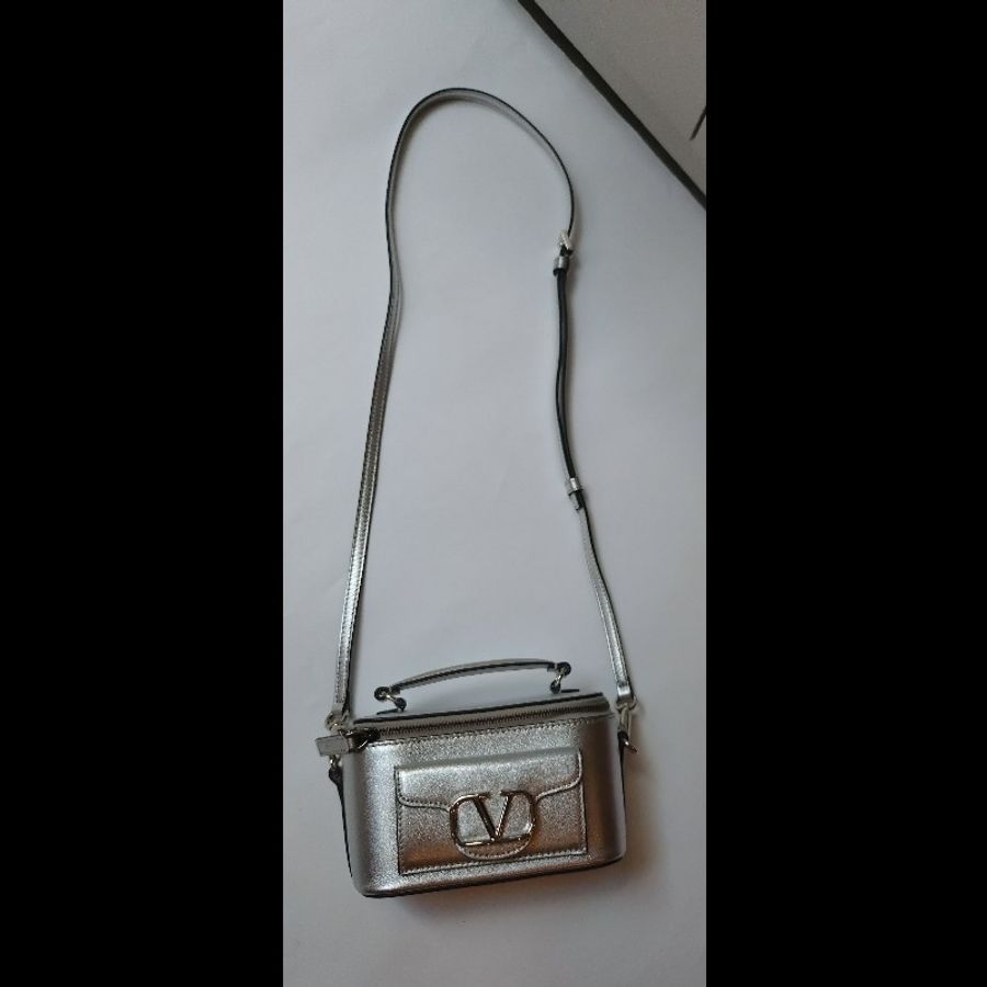 Valentino 銀皮兩用小方化妝包-5