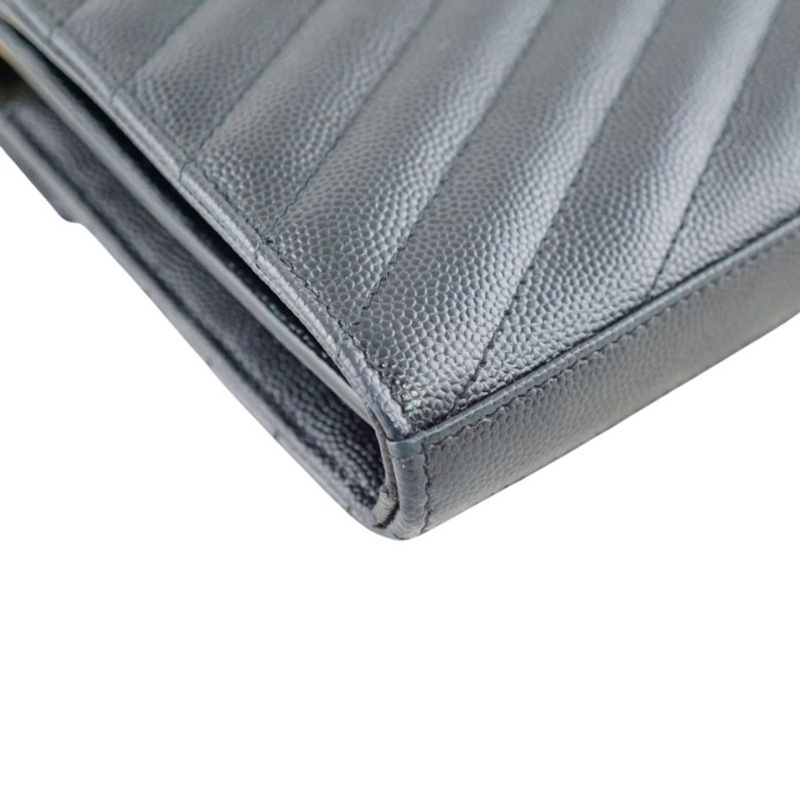 YSL Saint Laurent V字魚子醬牛皮WOC 斜背包-8