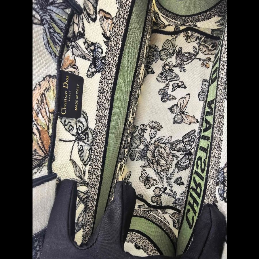 Dior/迪奧 Book Tote
白色布料多色Mexico茹伊印花刺繡-5