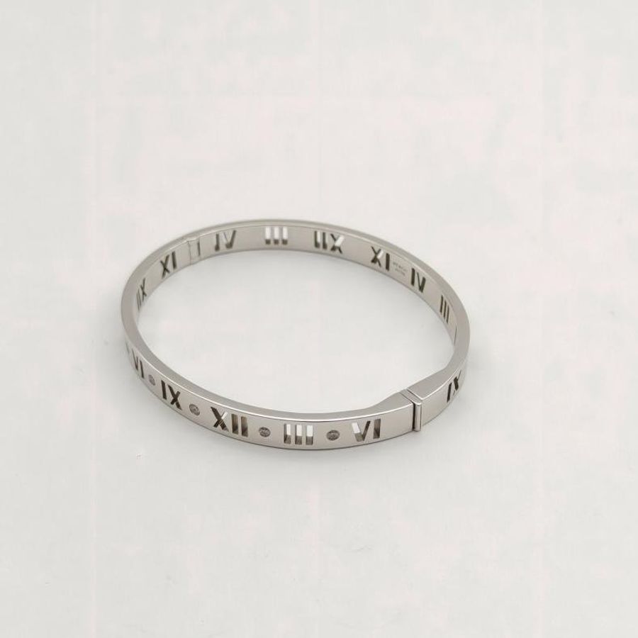 TIFFANY&CO 18K白金鑽石Altas系列羅馬數字鏤空手鐲-3