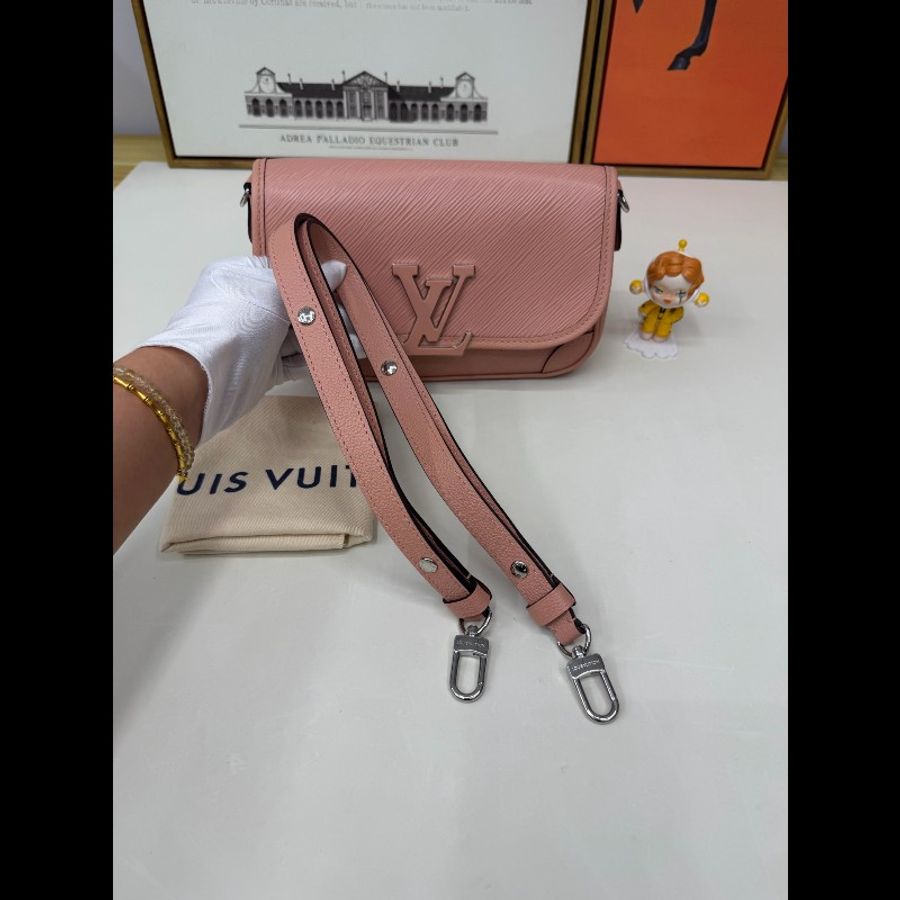LV路易威登 粉色水紋法棍包,晶片款-4