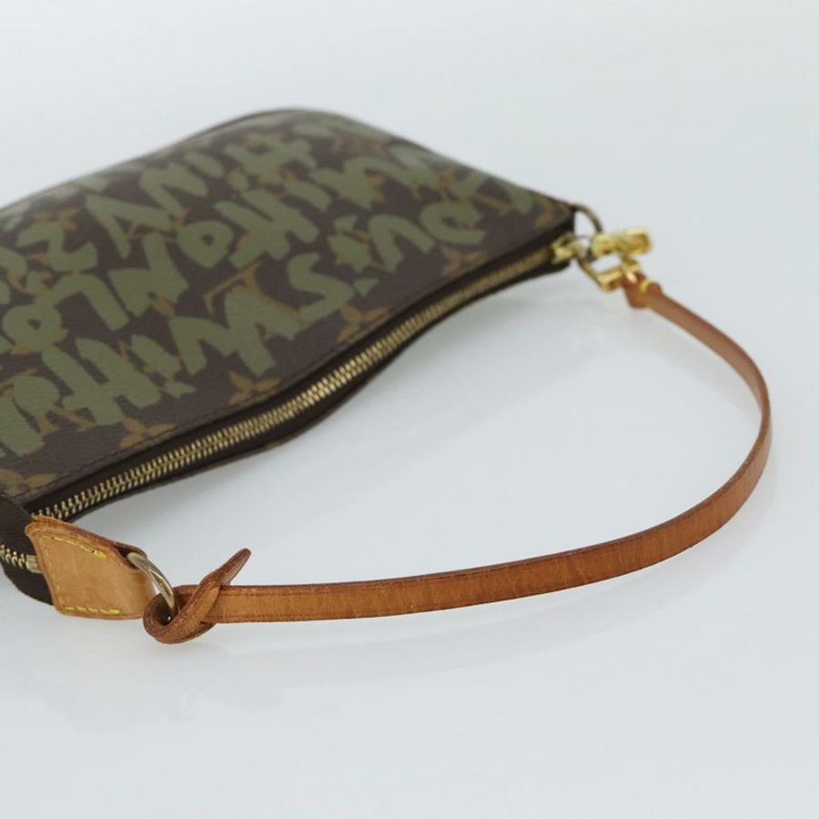 【日本直送】路易威登 Monogram 塗鴉手拿包配件 卡其色 M92191 正品 bs36205A-6