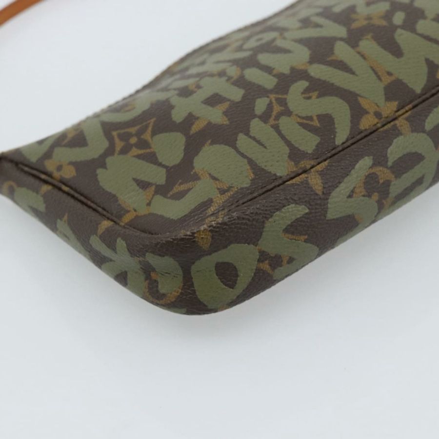 【日本直送】路易威登 Monogram 塗鴉手拿包配件 卡其色 M92191 正品 bs36205A-16