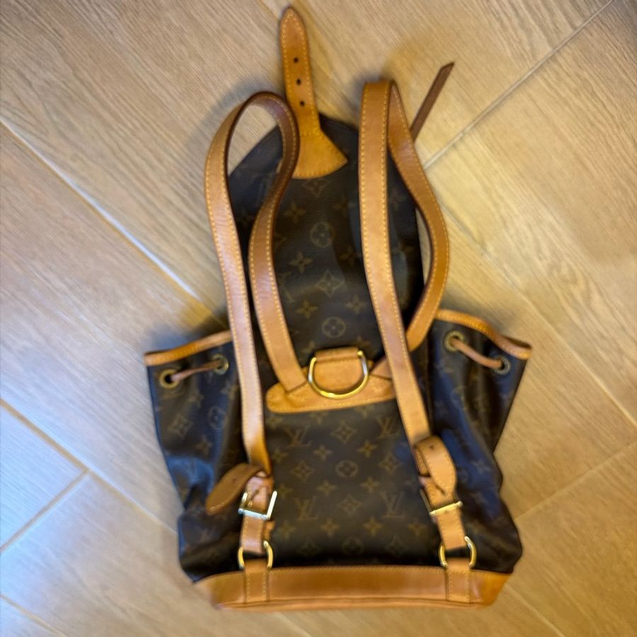 LV 老花小背包-17