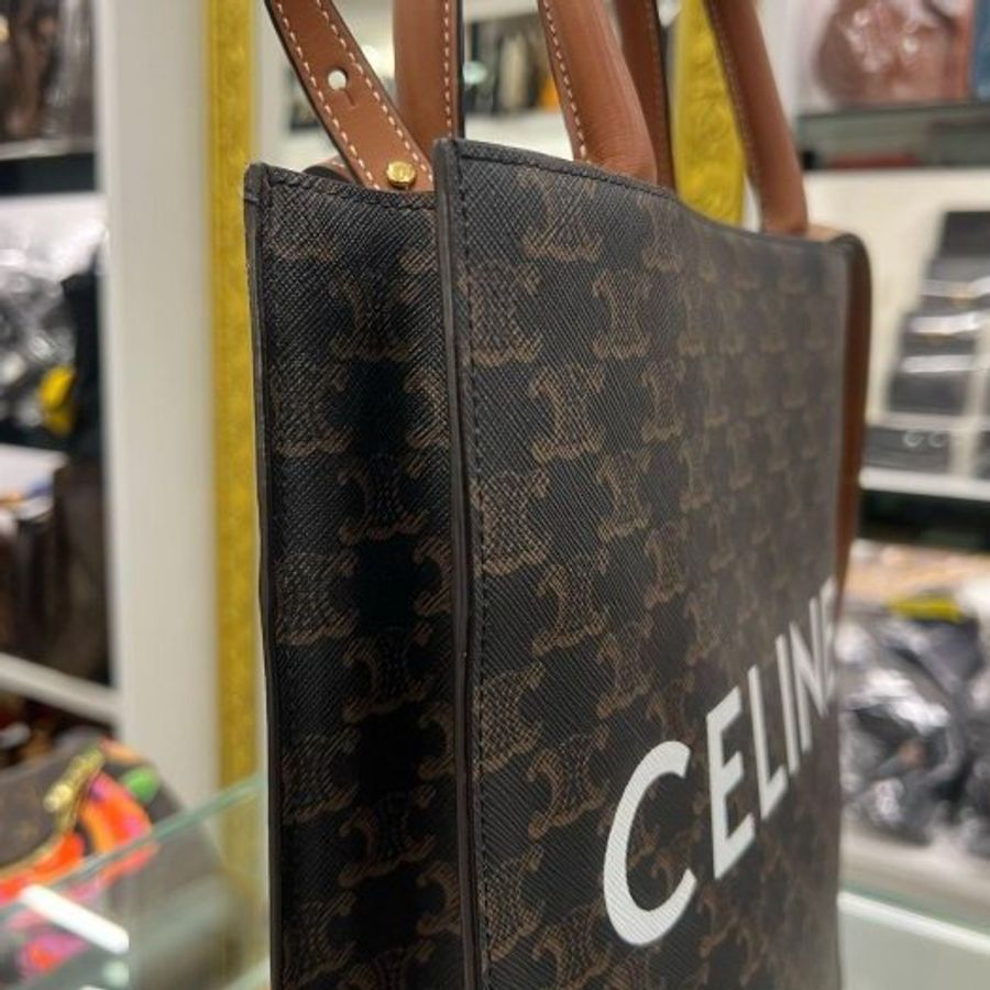 東區正精品㊣CELINE TRIANGLE CABAS 老花凱旋門白色字母直式琴譜包手提包斜背包兩用包 RA1869-1