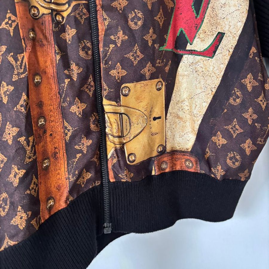 ::LOIUS VUITTON:: LV 經典Monogram 絲質拼接黑坑條 飛行員外套 SS24 Velvet feel Coat Women's Multicolor-9