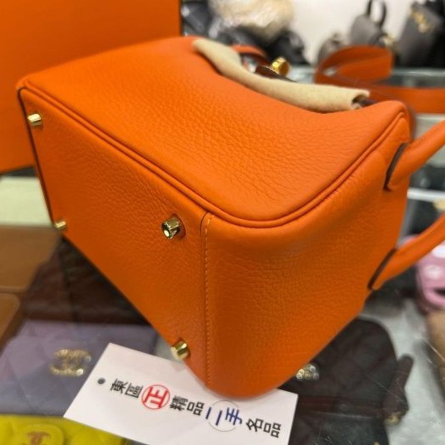 東區正精品㊣HERMES MINI LINDY 20cm 愛馬仕火焰橘色全皮金釦手提包斜背包迷你兩用包 Z刻 RZ6538-12