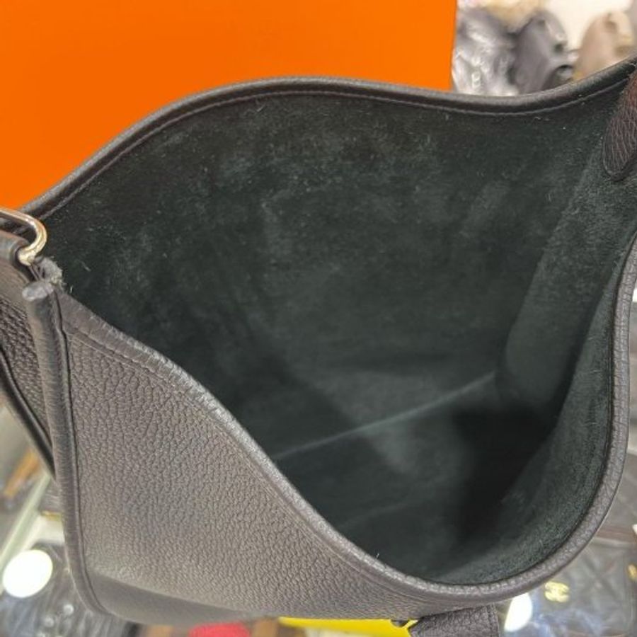 東區正精品㊣HERMES EVELYNE 33cm 愛馬仕黑色全皮H 洞洞銀釦斜背包 T刻 RZ6539-11