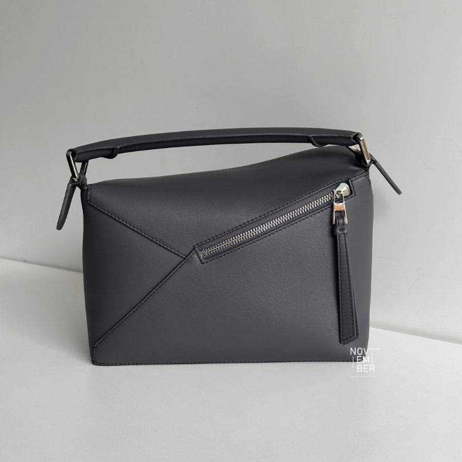 99.9新🆕 Loewe 羅意威 Puzzle 小號 灰色銀釦-5