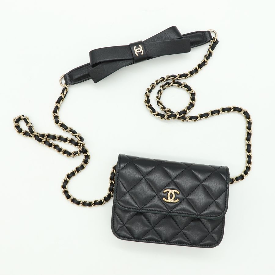Chanel 香奈兒 經典雙C LOGO小羊皮蝴蝶結鍊帶斜背卡包 WOC-1