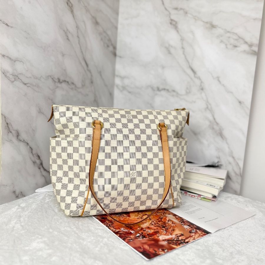LV Damier Azur 白棋盤格 Totally MM 中號托特包-5