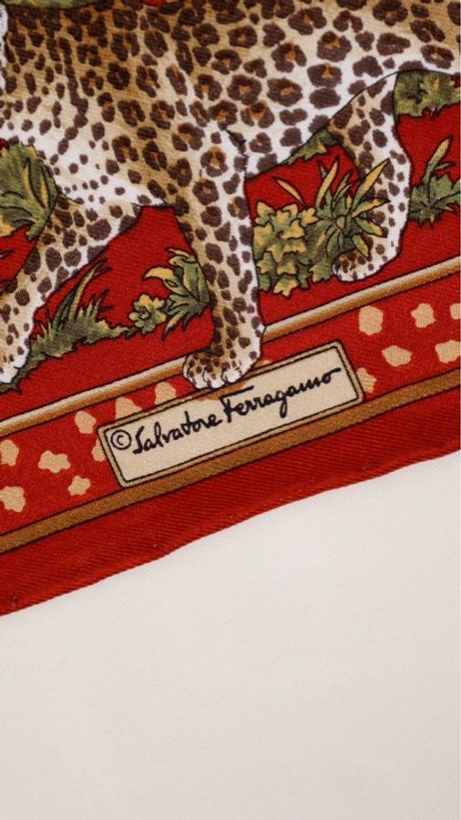 Ferragamo动物图案红色真丝方巾丝巾-7