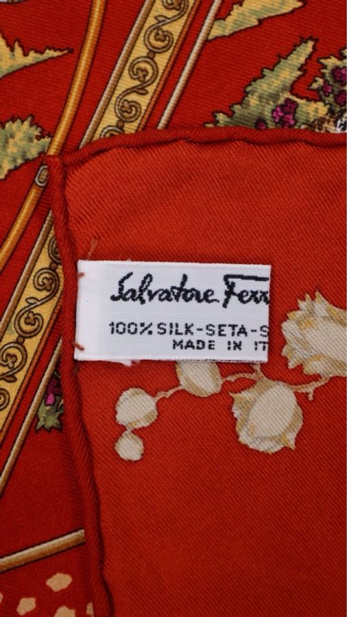 Ferragamo动物图案红色真丝方巾丝巾-9