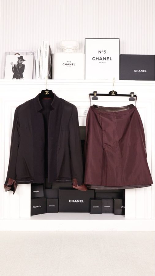 Chanel 00年深蓝色毛呢皮领拼接两口袋上衣外套半裙套装-15