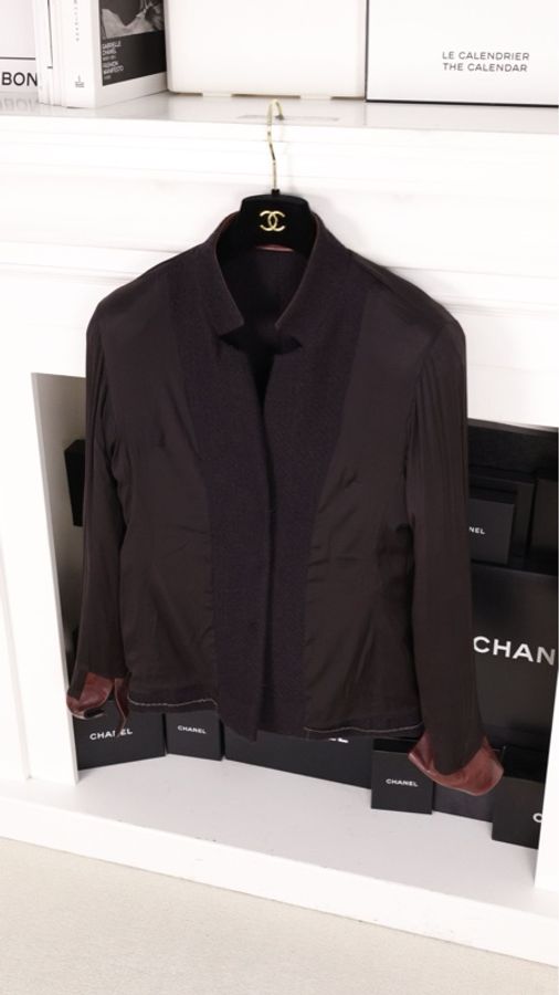 Chanel 00年深蓝色毛呢皮领拼接两口袋上衣外套半裙套装-16