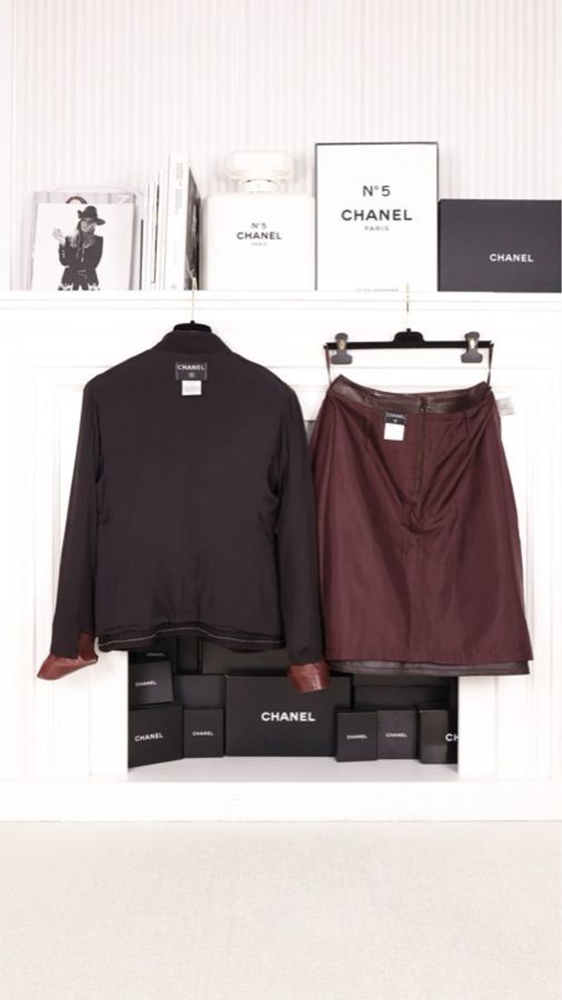 Chanel 00年深蓝色毛呢皮领拼接两口袋上衣外套半裙套装-18
