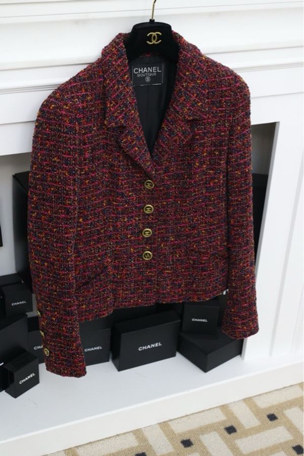 Chanel 1994年紫红色金扣粗花呢两口袋外套-2