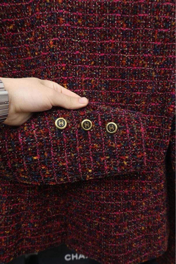 Chanel 1994年紫红色金扣粗花呢两口袋外套-16